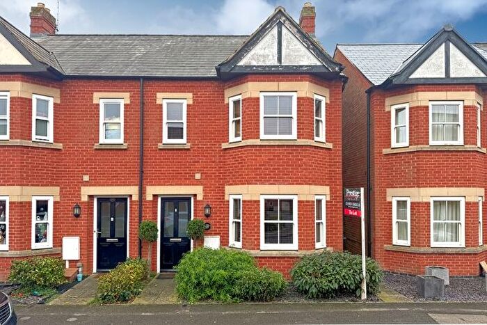 3 Bedroom Semi-Detached House To Rent In Church Street, Wolverton, Milton Keynes, MK12