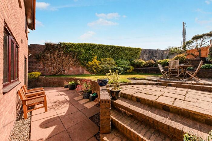 4 Bedroom Detached House For Sale In High View, Mow Cop, Stoke-on-Trent, Cheshire, ST7