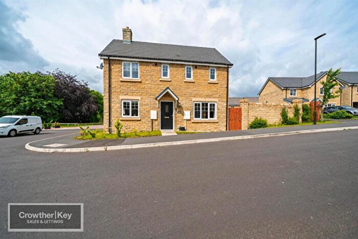 3 Bedroom Detached House For Sale In Woodlark Close, Buxton, SK17