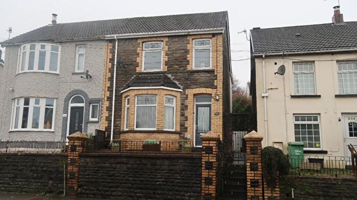 3 Bedroom Semi Detached House For Sale In High Street, Blackwood, Caerphilly (County Of), NP12