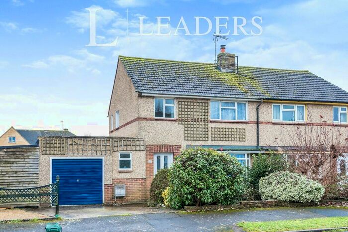 3 Bedroom Property To Rent In Damson Trees, Shrivenham, SN6