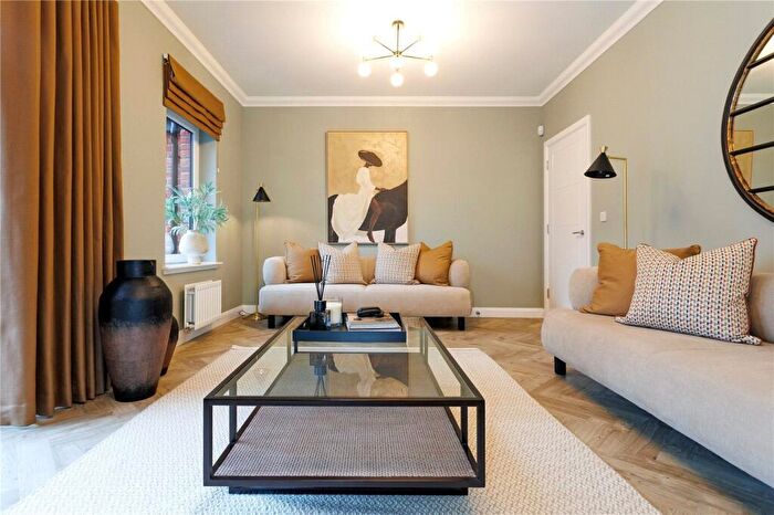 4 Bedroom Detached House For Sale In The Wallace - The Fairways, Elderslie, Johnstone, Renfrewshire, PA5