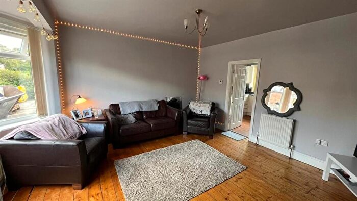 3 Bedroom House To Rent In Kingswood Road, Manchester, M14