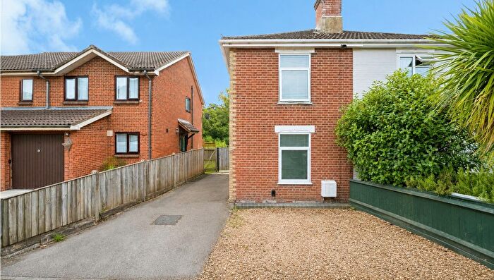2 Bedroom Semi-detached House For Sale In Botany Bay Road, Southampton, SO19