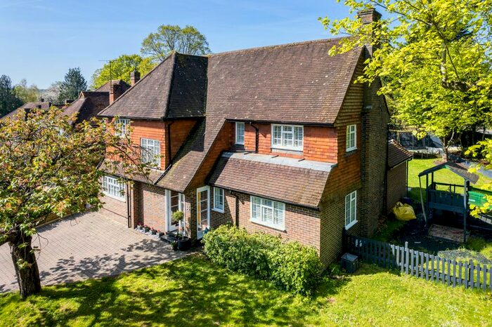 5 Bedroom Detached House To Rent In West Common Drive, Lindfield, West Sussex, RH16