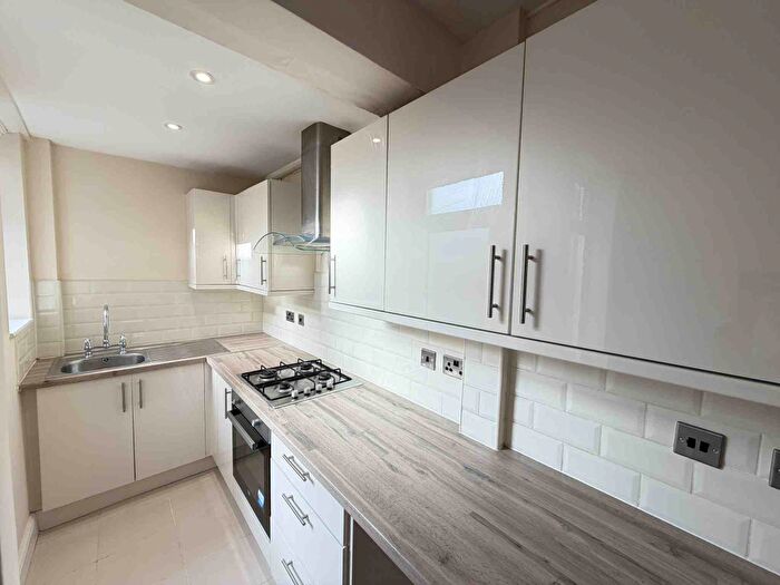 2 Bedroom Terraced House To Rent In Cambridge Street, Mansfield, NG18