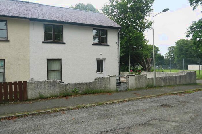 3 Bedroom Semi-Detached House For Sale In Viewfield Square, Portree, Isle Of Skye, IV51