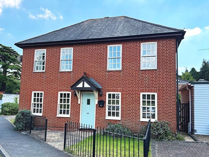 2 Bedroom Maisonette To Rent In The Carriages, Barley Mow Road, Englefield Green, Egham, Surrey, TW20