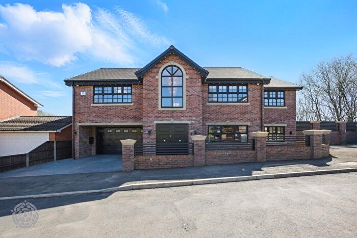5 Bedroom Detached House For Sale In Bowland Close, Lowercroft, Bury, Greater Manchester, BL8