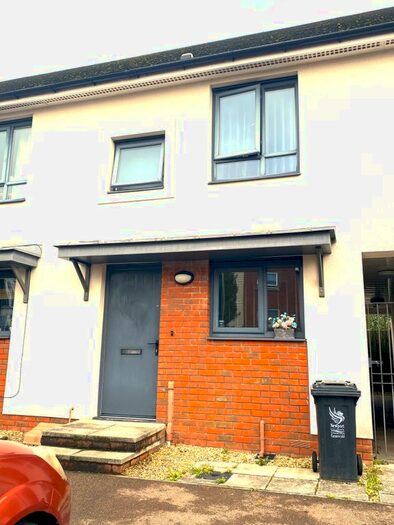 3 Bedroom Terraced House To Rent In Alicia Way, Newport, NP20