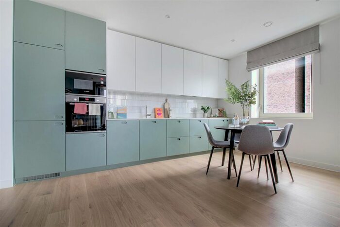 2 Bedroom Flat To Rent In Station Road, Tottenham, N17