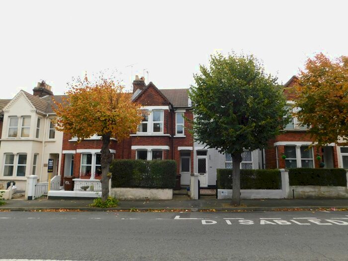 1 Bedroom Flat To Rent In Rock Avenue, Gillingham, ME7