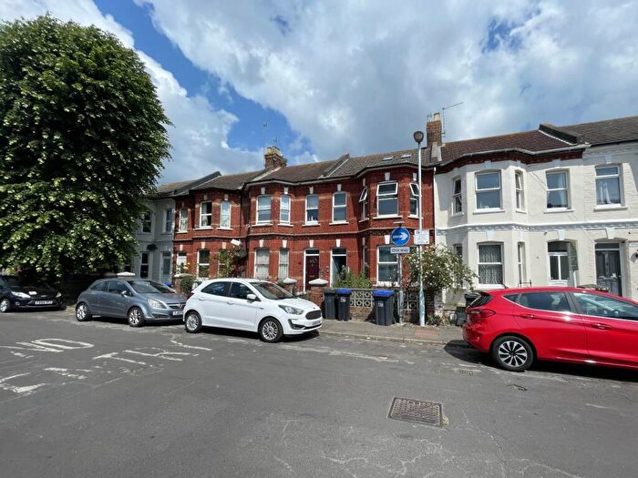Studio To Rent In Lennox Road, Worthing, West Sussex, BN11