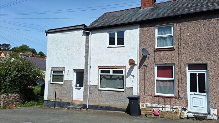 3 Bedroom End Of Terrace House For Sale In New Street, Gyffin, Conwy, LL32