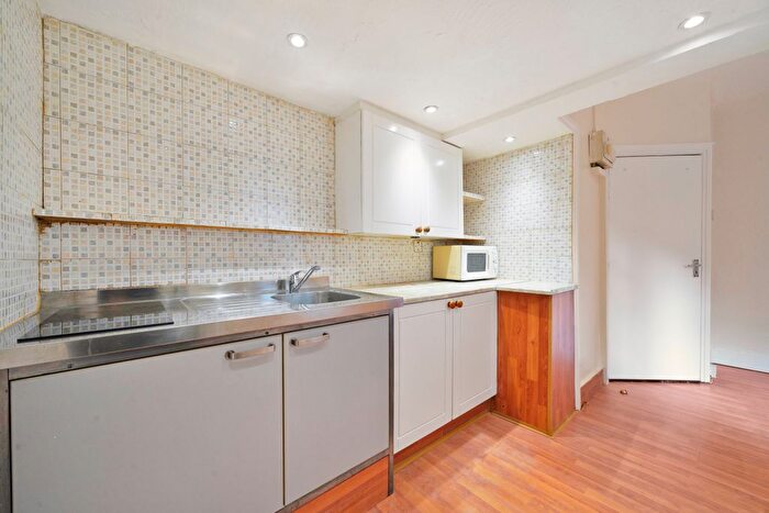 1 Bedroom Studio To Rent In Fulham Palace Road, London, W6