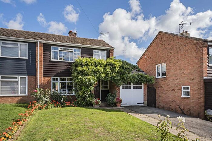 4 Bedroom Semi-Detached House For Sale In Easington Road, Dane End, SG12
