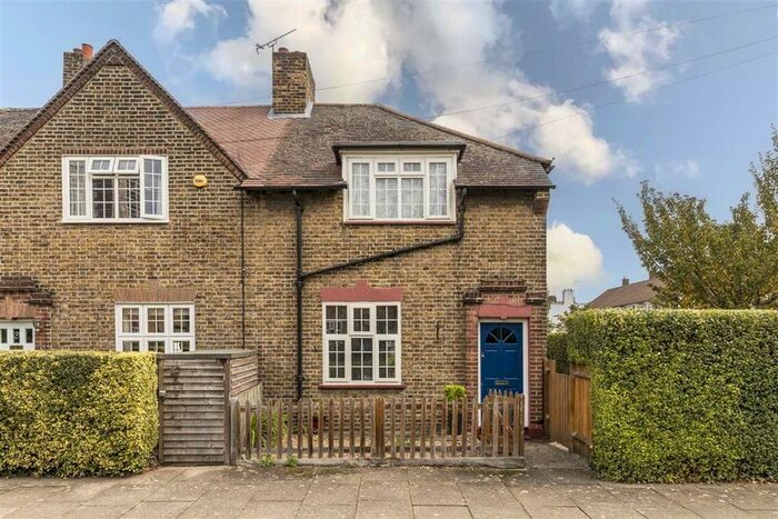 2 Bedroom Property To Rent In Roan Street, London, SE10