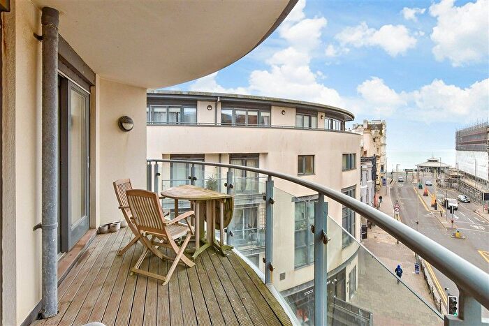2 Bedroom Flat For Sale In West Street, Brighton, East Sussex, BN1