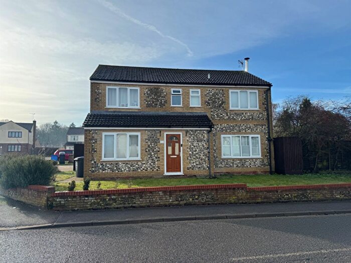 4 Bedroom Detached House For Sale In Robert Linge Crescent, Brandon, IP27