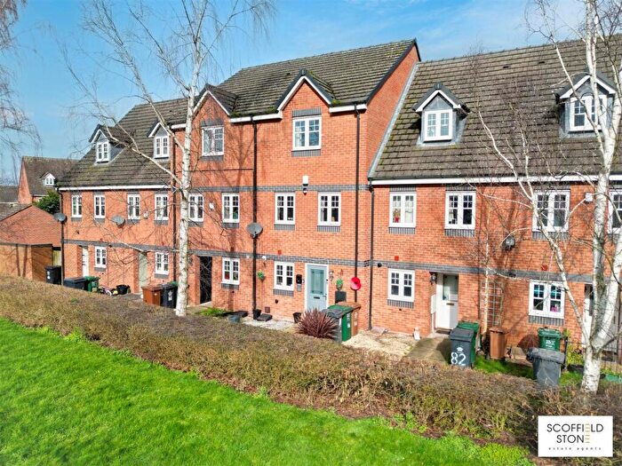 4 Bedroom Terraced House For Sale In Avon Way, Hilton, Derby, DE65