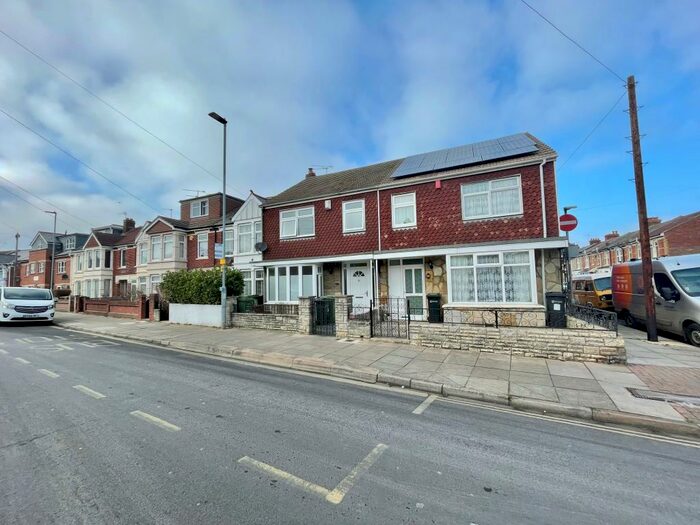 3 Bedroom Semi-Detached House To Rent In Locksway Road, Milton, PO4