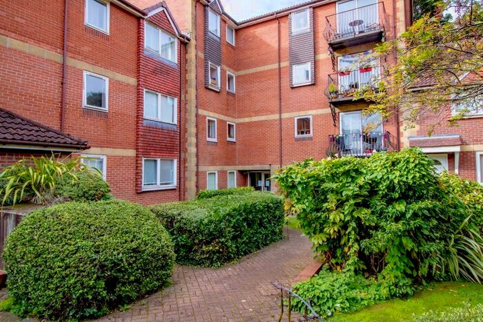 2 Bedroom Flat To Rent In Deneside Court, Sandyford, Newcastle Upon Tyne, NE2