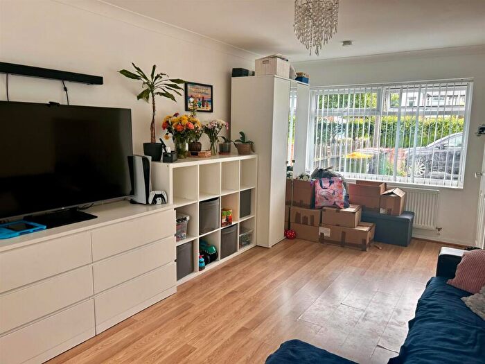 3 Bedroom Terraced House To Rent In Blackpool Road, Ashton., PR2