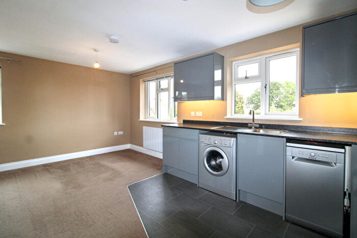 1 Bedroom Maisonette To Rent In Ash Street, Aldershot, Hampshire, GU12
