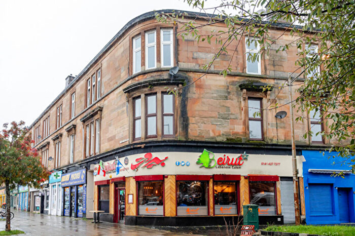 4 Bedroom Flat For Sale In Paisley Road West, Cessnock, G51
