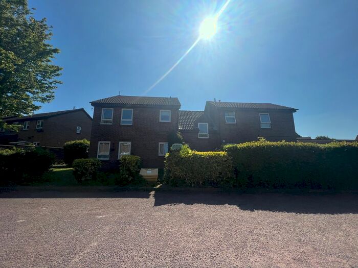 Studio To Rent In Apeldoorn Drive, Wallington, SM6