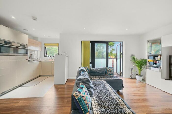 2 Bedroom Apartment To Rent In Williams Way, Wembley, Greater London, HA0