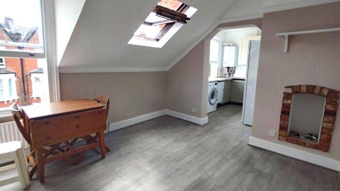 1 Bedroom Flat To Rent In Nassington Road, London, NW3