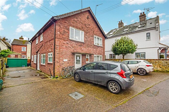 Detached House For Sale In Regent Street, Rowhedge, Colchester, Essex, CO5