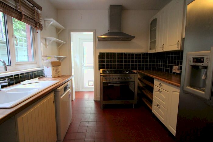 4 Bedroom Terraced House To Rent In Lansdowne Road, Purley, CR8