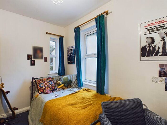 4 Bedroom Semi-Detached House To Rent In Barcombe Road, Brighton, BN1