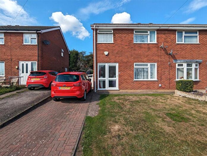 3 Bedroom Semi-Detached House For Sale In Fairfield Crescent, Newhall, Swadlincote, Derbyshire, DE11