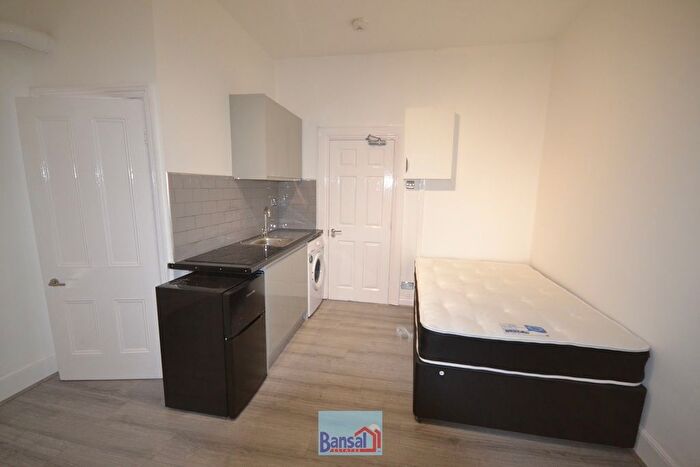 1 Bedroom Studio To Rent In Gloucester Street, Coventry, CV1