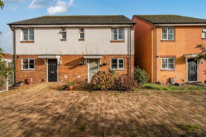 3 Bedroom Property For Sale In Poplar Walk, Portsmouth, PO3