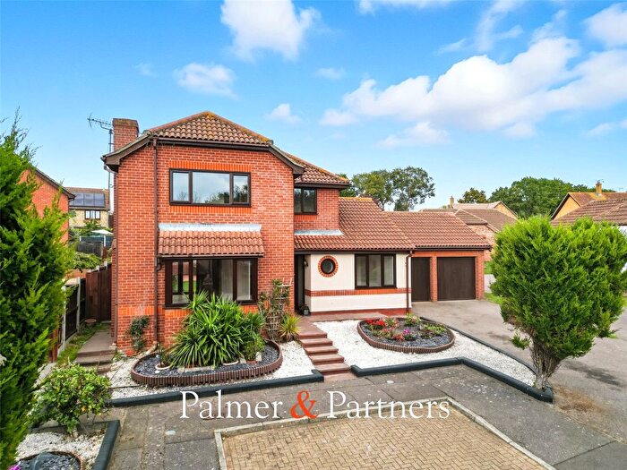 4 Bedroom Detached House For Sale In Thistledown, Highwoods, Colchester, Essex, CO4