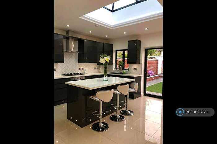 4 Bedroom Terraced House To Rent In Nyon Grove, London, SE6