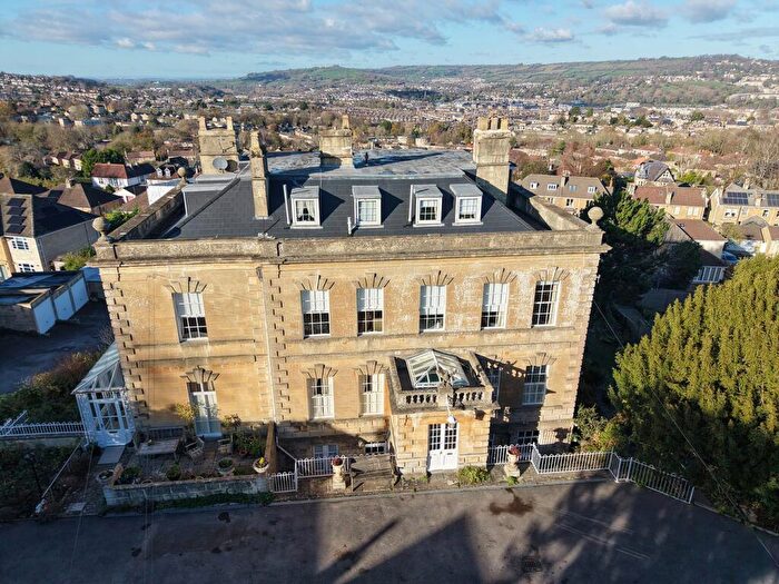 2 Bedroom Flat For Sale In Bloomfield Road, Bath, BA2