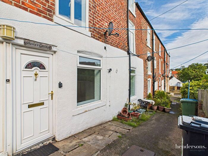 1 Bedroom Flat For Sale In Bog Hall, Whitby, YO21