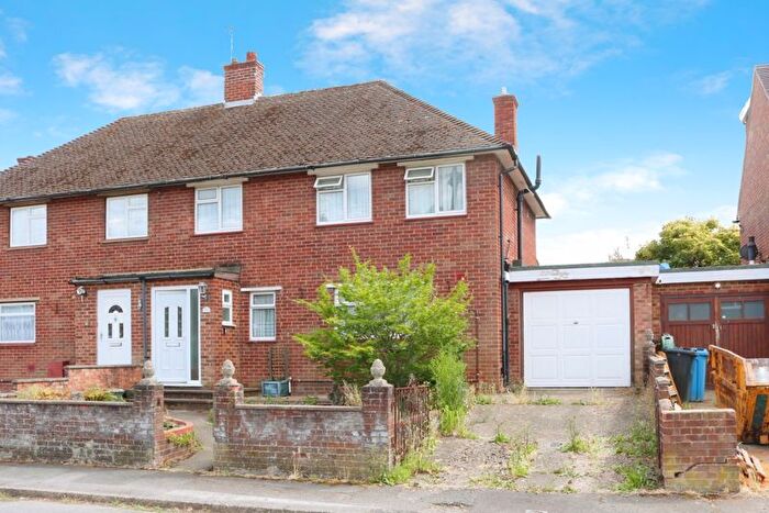 3 Bedroom Semi-Detached House For Sale In Upcroft, Windsor, SL4