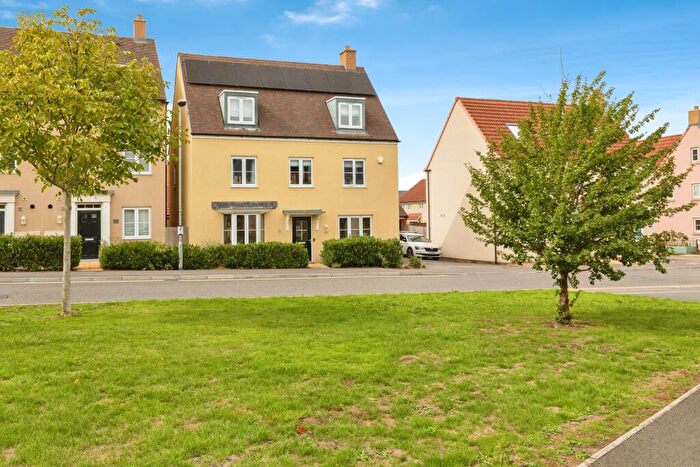 5 Bedroom Detached House For Sale In Barley Fields, Bristol, BS35