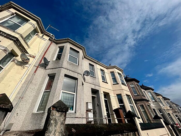 3 Bedroom Flat To Rent In Ashford Road, Mannamead, Plymouth, PL4