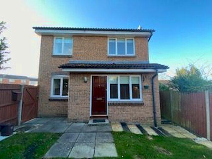 1 Bedroom Semi-Detached House To Rent In Avenue Terrace, Watford WD19
