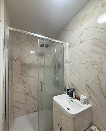 Studio To Rent In Wigston Road, London, E13