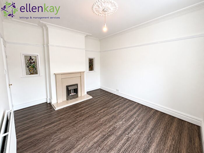 2 Bedroom Terraced House To Rent In Rochdale Road, Milnrow, OL16