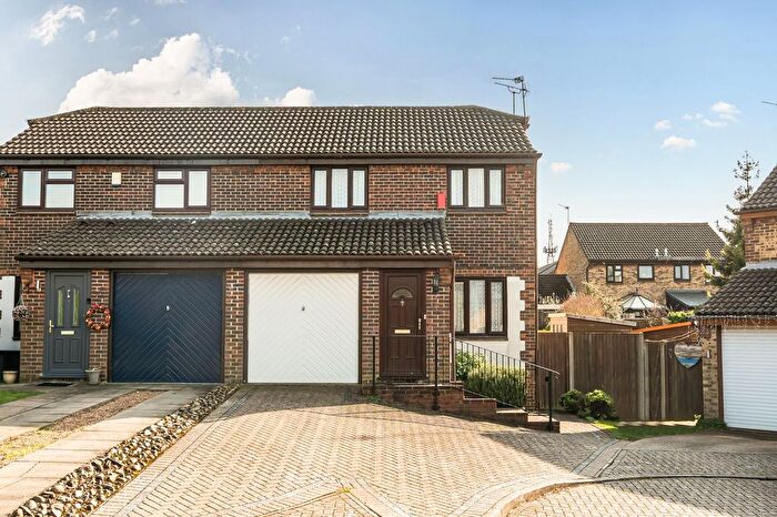 3 Bedroom Semi Detached House For Sale In Parthia Close, Tadworth, KT20