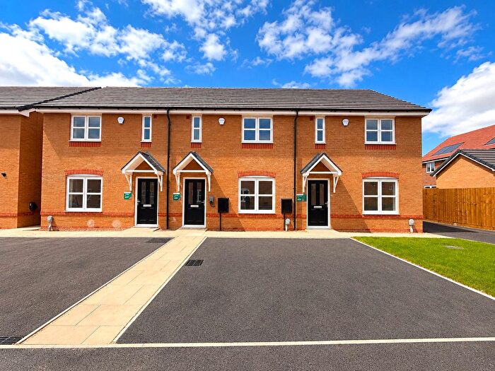 2 Bedroom End Of Terrace House For Sale In Tattershall Road, Bedworth, Warwickshire, CV12